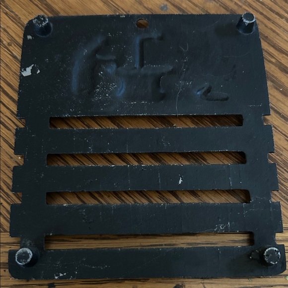 Vintage Cast Iron Motto Trivet Wall Plaque - Picture 2 of 4